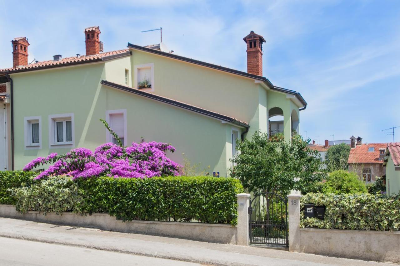 Appartamento Piccola pineta Pola Esterno foto