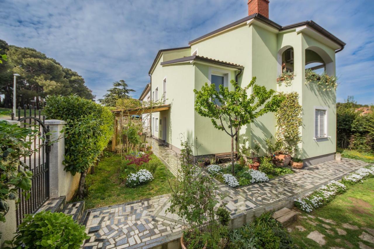Appartamento Piccola pineta Pola Esterno foto